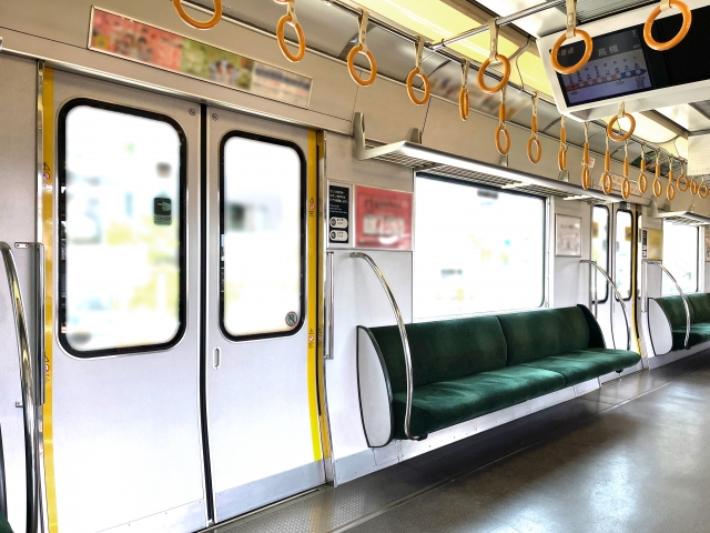 電車内広告の効果や有効なターゲットとは_イメージ画像